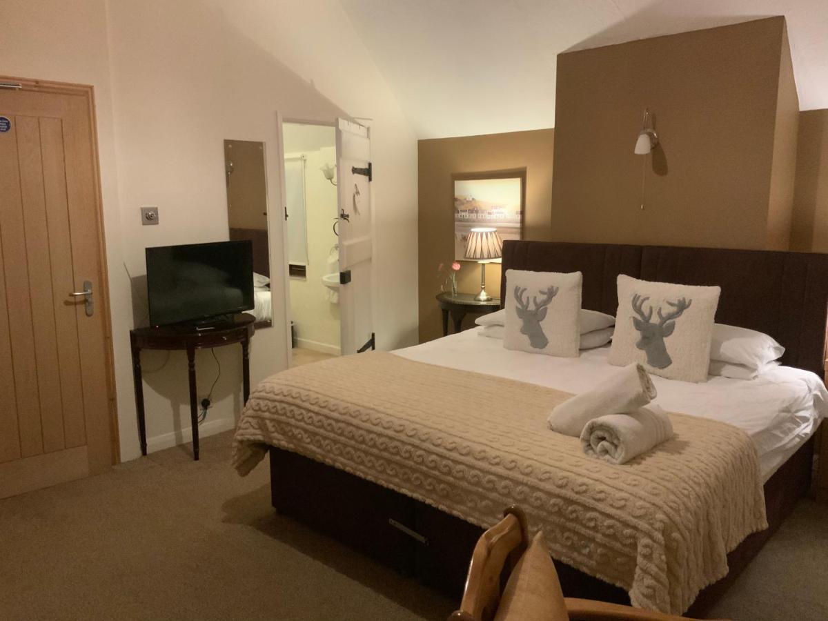 Coltishall The Bridge Guest House מראה חיצוני תמונה